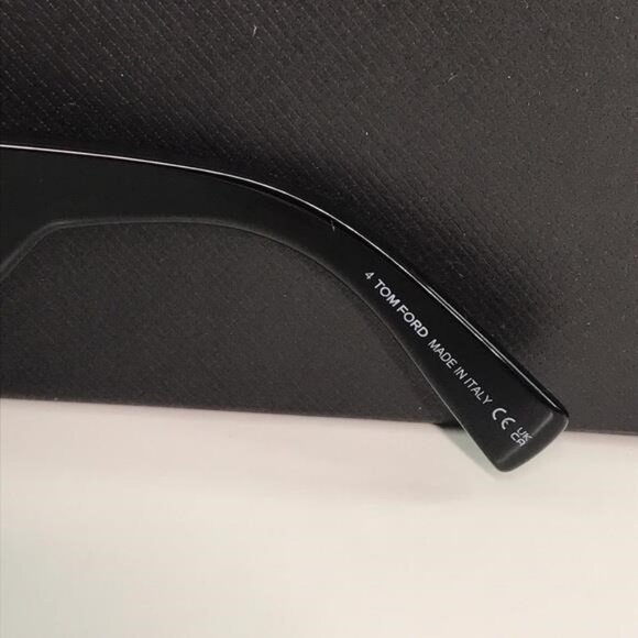NEW Tom Ford Linden FT1094/S Sunglasses – Shiny Black / Pink – Full Packaging - Picture 3 of 12